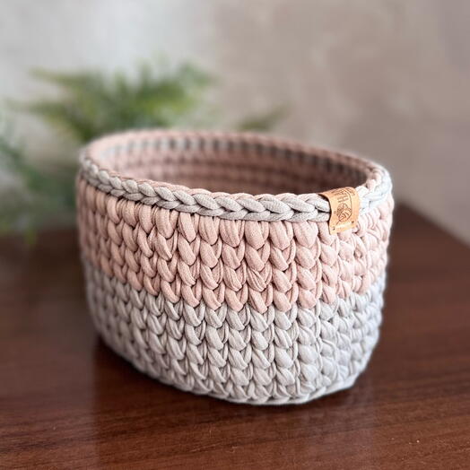 Корзинка из трикотажной пряжи
