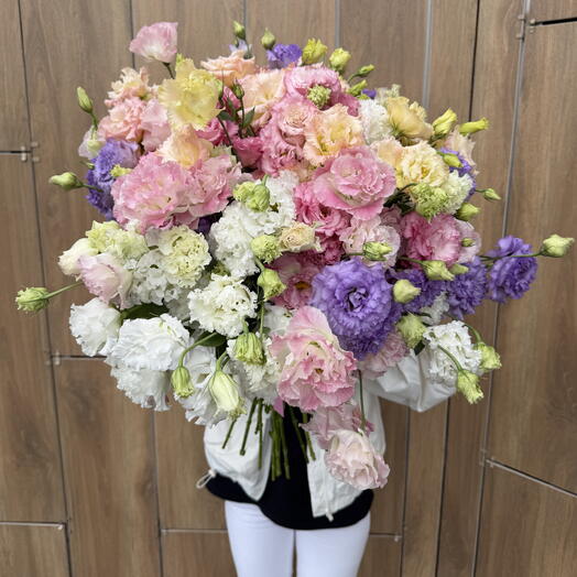 АКЦИЯ букет из 49 разноцветных лизиантусов🌸