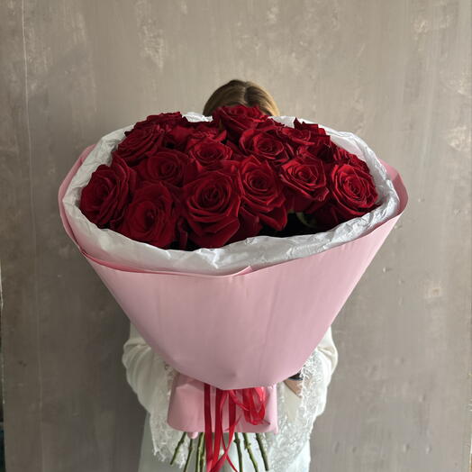 Сочный монобукет из 21 красной розы