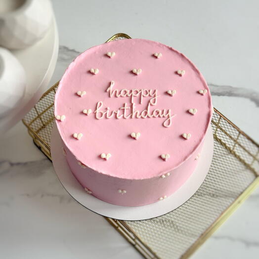 Торт на день рождения happy birthday с сердечками