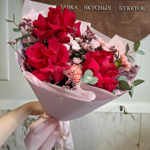 Любимый малиновый букет