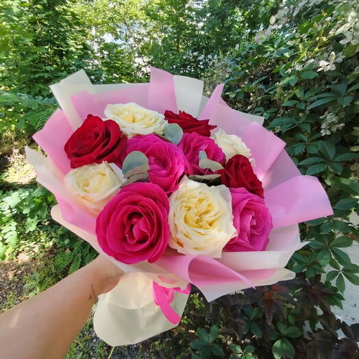 Букет из роз микс