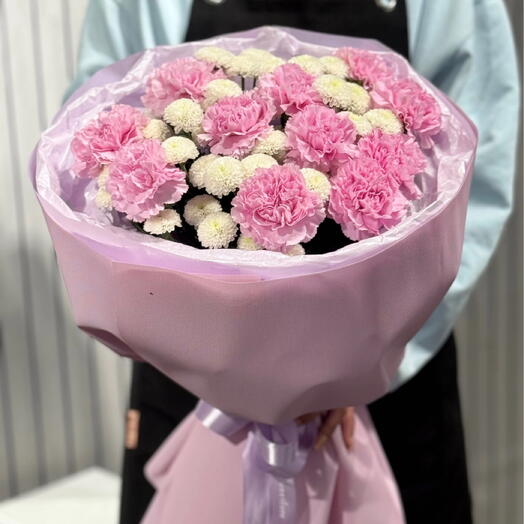 Букет с диантусами и хризантемой шишки💜🎀