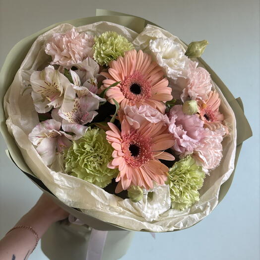 Букет из герберы/эустомы/диантуса💕💐