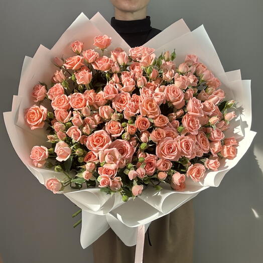 Кустовые розы 23 шт