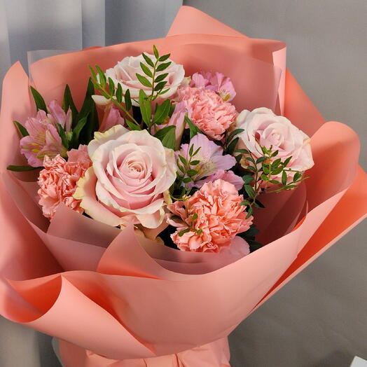 Нежный букет с розой 💐