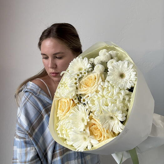 Букет сборный (бигуди,розы,гербера)