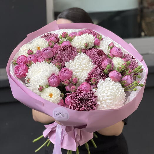 Bigoudi and spray roses