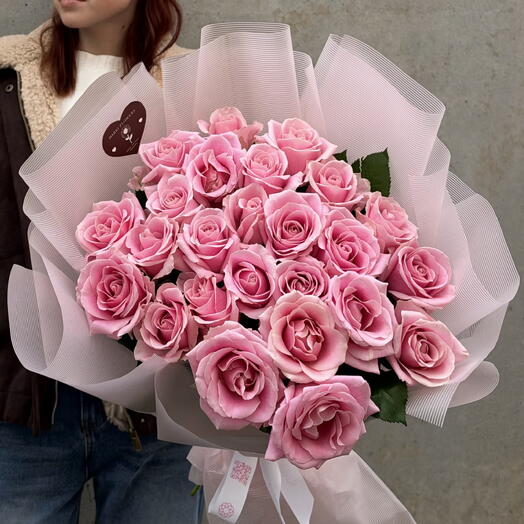 Нежно розовые розы PINK 25 шт