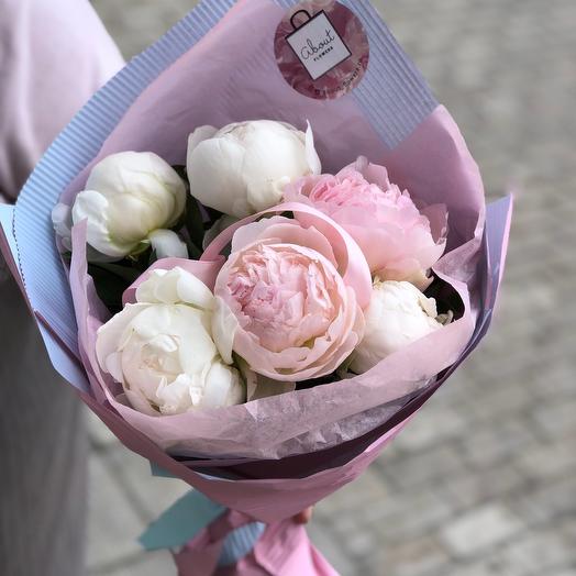 Bouquet of 7 peonies