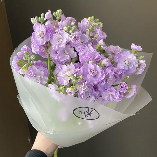 Букет из ароматной маттиолы Lavanda Garden