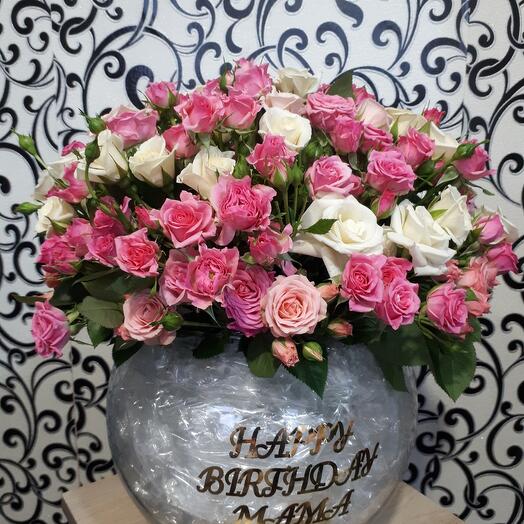 Корзина с куставими розами