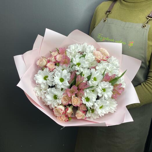 The bouquet is assembled
