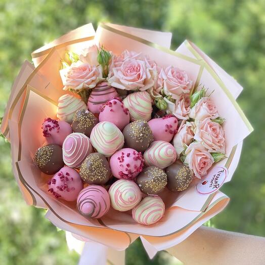 Клубничный букет «Превосходный»