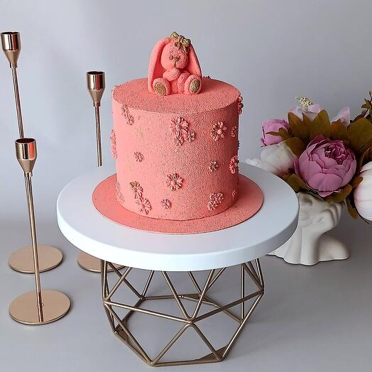 Pastel de galletas de caramelo de Chocolate con figura de conejito de chocolate