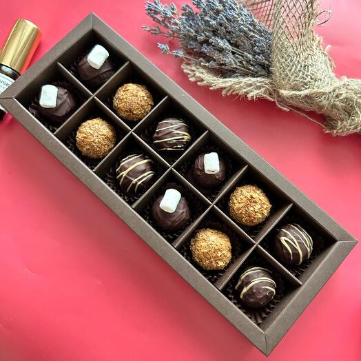 Conjunto de trufas hechas a mano como regalo para hombre
