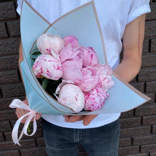9 peonies by Sarah Bernhardt
