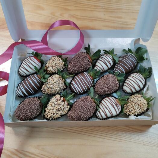 Caja de fresa cubierta de chocolate