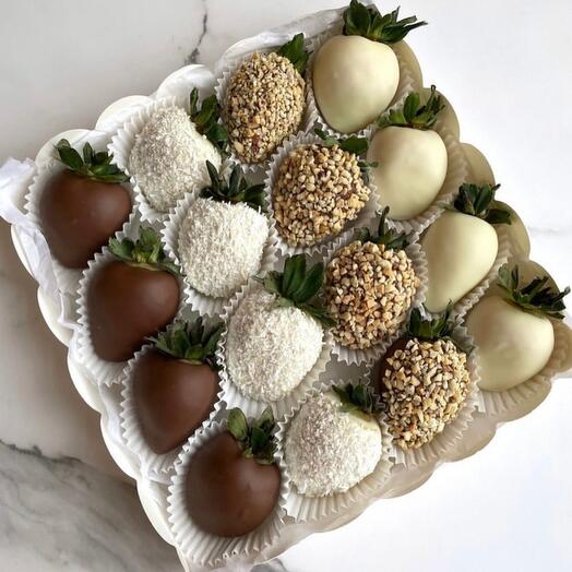 Клубника в шоколаде 16 шт