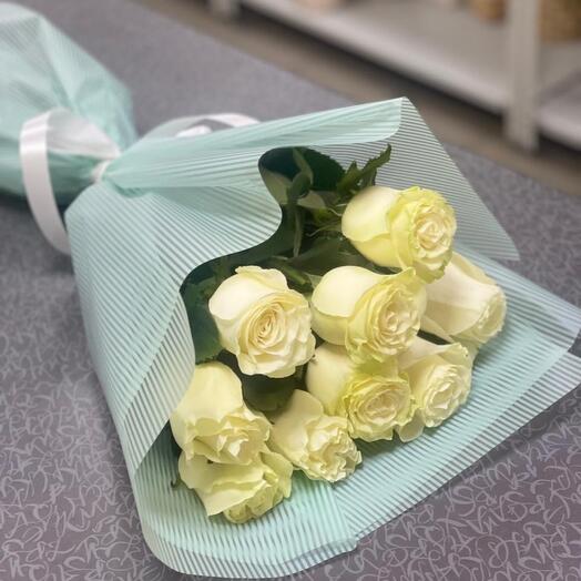 Ramo de rosas blancas