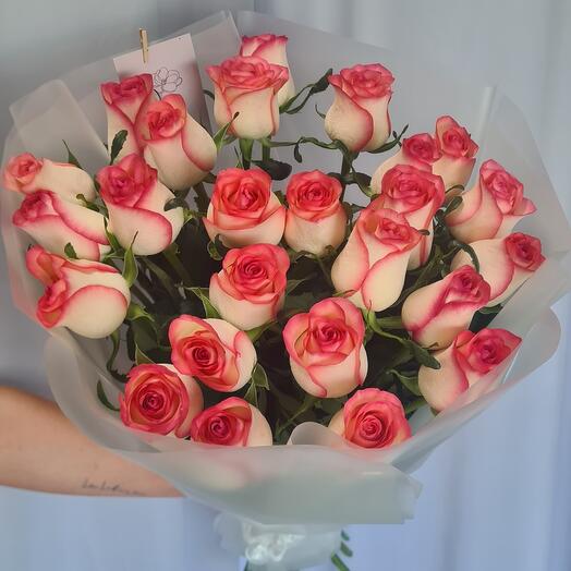 Букет роз джумилия