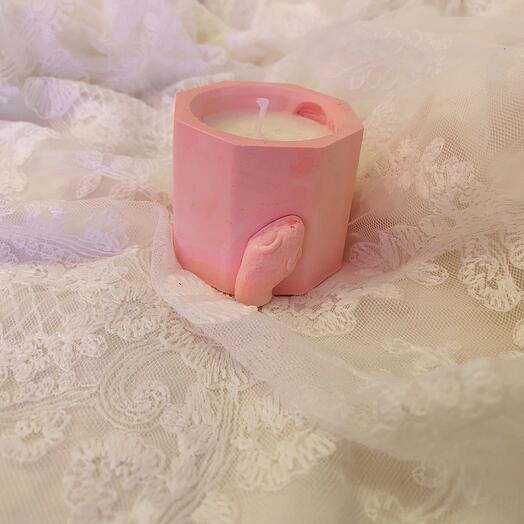 Свеча с подсвечником