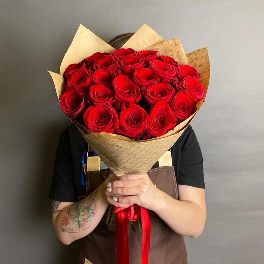 Красные розы  🌹