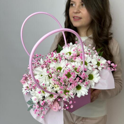 Composition of chrysanthemums and gypsaphila