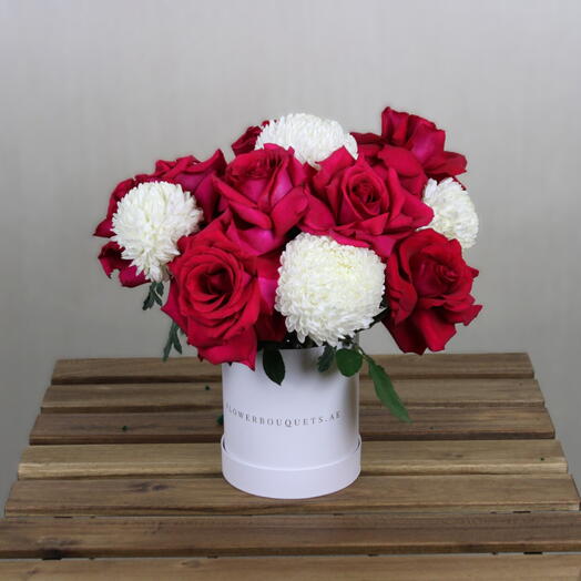 Dark Pink White Chrysanthemum Box