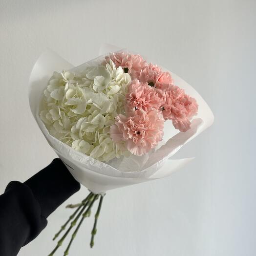 Bouquet with hydrangea