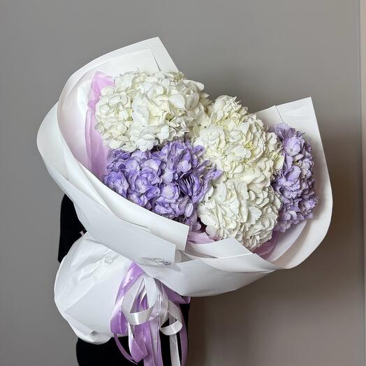Букет из гортензии
