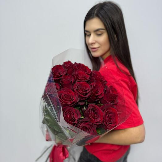 Моно красных роз 15 шт