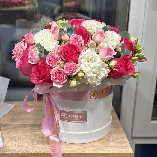 Нежная композиция в коробке