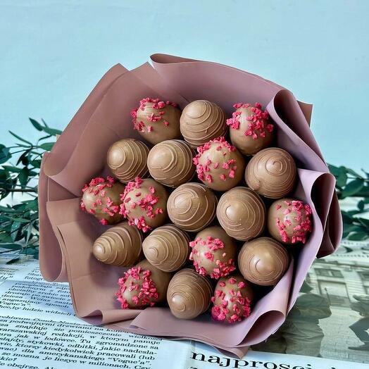 Букет клубники в шоколаде + подарок (25)