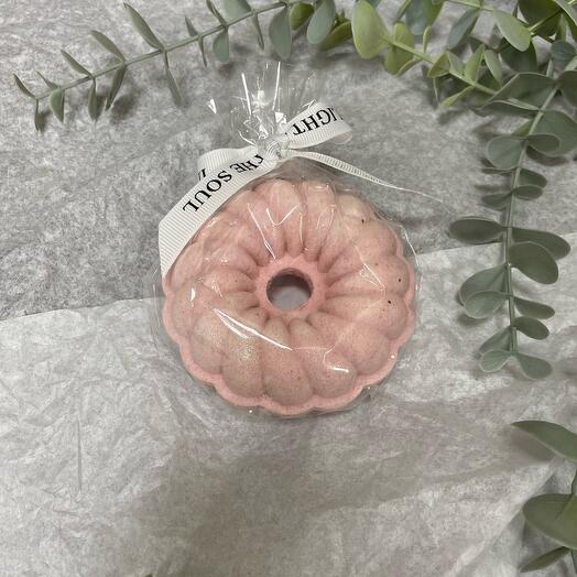 Бомбочка в виде пирога