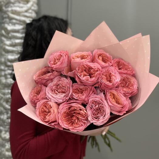 Пионовидные розы розовые 15 штук