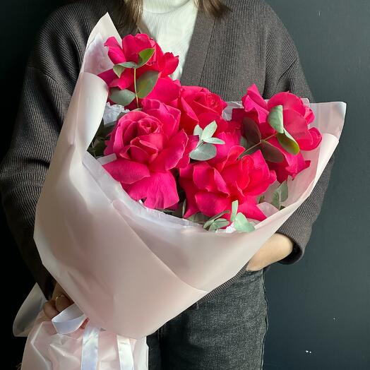 Монобукет из Фракцузской Розы "Фуксия Свежесть"