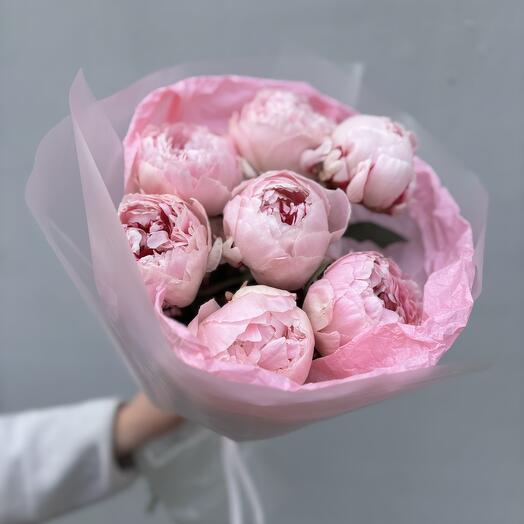 Bouquet of 7 peonies Sarah Bernhardt