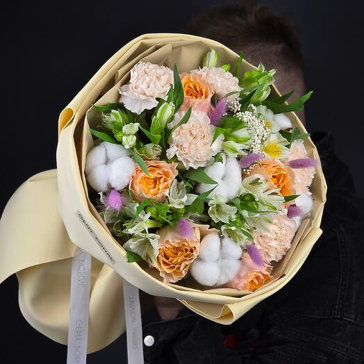 Авторский букет "Lady May 🌷" с пионовидными розами