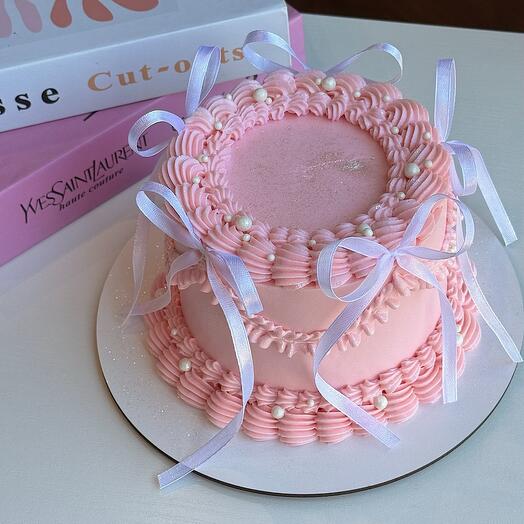 Торт с рюшами в стиле ламбет для любимой девушки