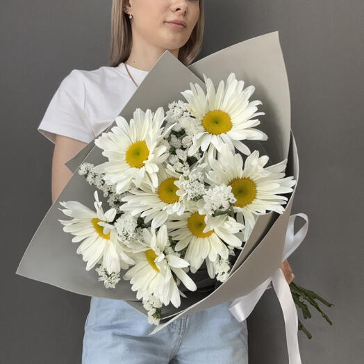 Букет из 7 Ромашек и Статицы
