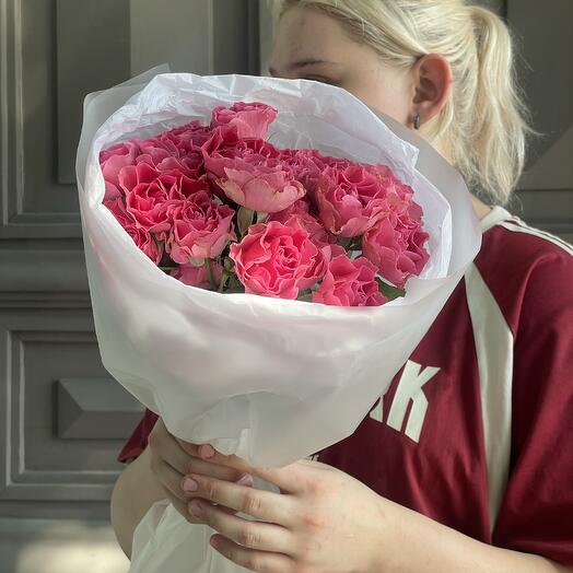 🎀 5 кустовых пионовидных роз