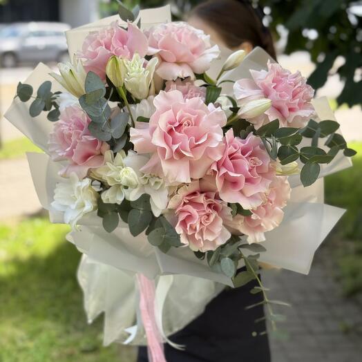 Вау букет французских роз и лилий