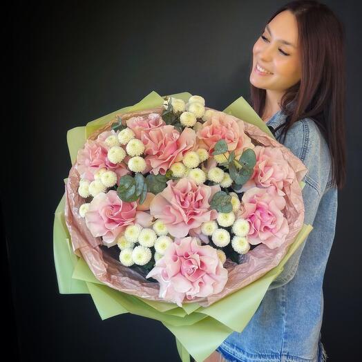 Букет «Грёзы» (Французская Роза, кустовая хризантема)