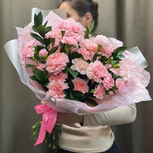 Монобукет из Гвоздик с Рускусом