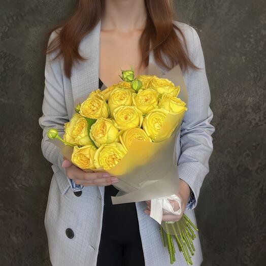Букет желтых пионовидных роз Catalina, 21 шт, 50 см. Florentika
