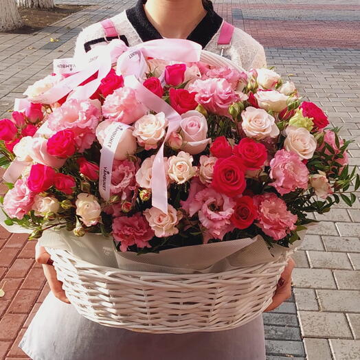 Корзина с цветами