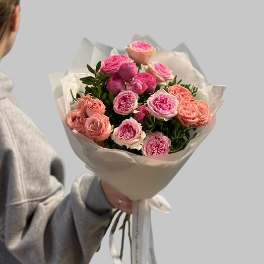 Букет из 5 кустовых пион. роз микс💐