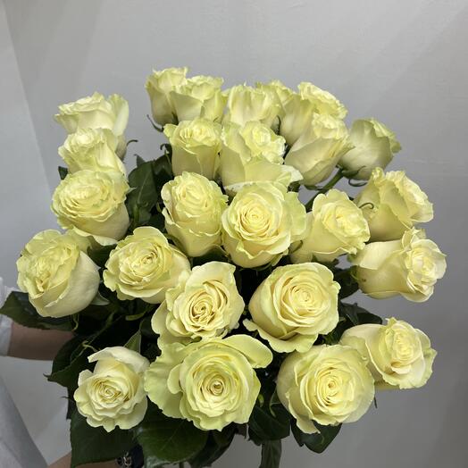 Букет роз мондиаль 70см 25 шт
