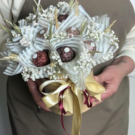 Сладкий набор из конфет Ферреро Роше Ferrero Rocher